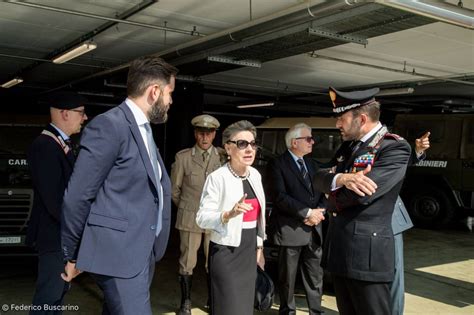 I Mezzi Storici Dei Carabinieri In Mostra Foto Photogallery