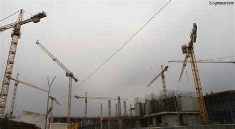 Обетонената земя