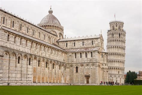 Church and Leaning Tower of Pisa Stock Photo - Image of pisa, green ...