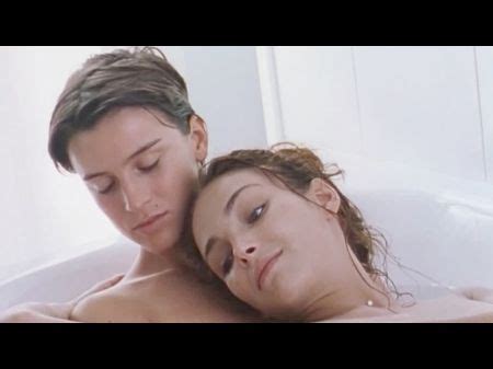 Claire Keim And Agathe De La Boulaye In Lesbian Love Scenes Watch