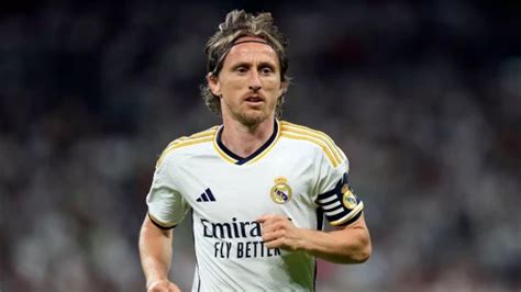 Luka Modric Extends Real Madrid Contract By One Year Soccer