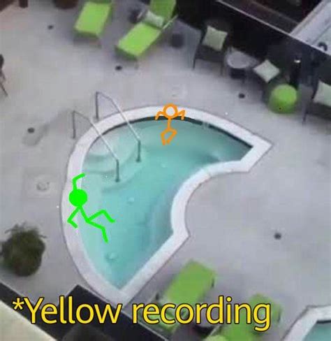 Two Bros Chilling In A Hot Tub Dibujos