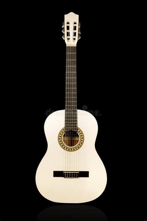 Guitare Acoustique Blanche Classique Photo Stock Image Du Populaire