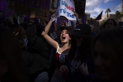 Fotos Manifesta Es Pelo Dia Internacional Da Mulher Tomam Ruas De