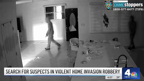 Police Search For Suspects In Violent Home Invasion Robbery On Staten