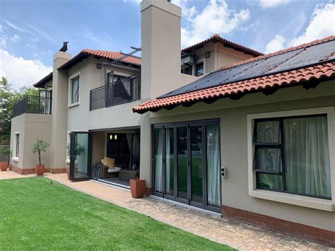 4 Bedroom House For Sale In Helderwyk P24 111747484