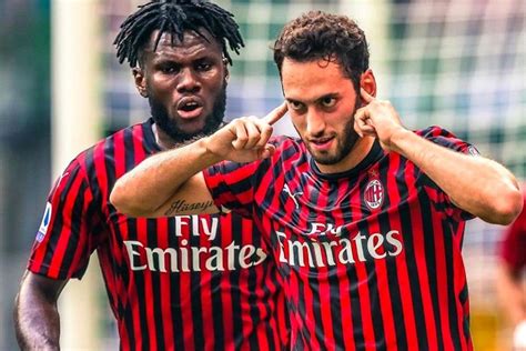 Infortunio Calhanoglu Quando Rientra Tempi Di Recupero Minuti Di