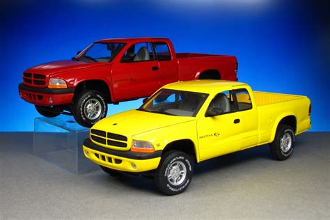 Theme Yellow And Red Dx Theme Photos Diecast Cars Forums Page 2