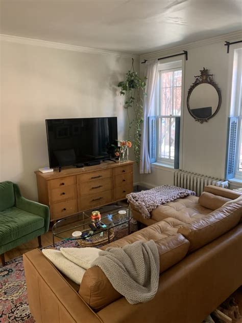 Heres Why Dressers Make The Best Living Room Tv Consoles Apartment