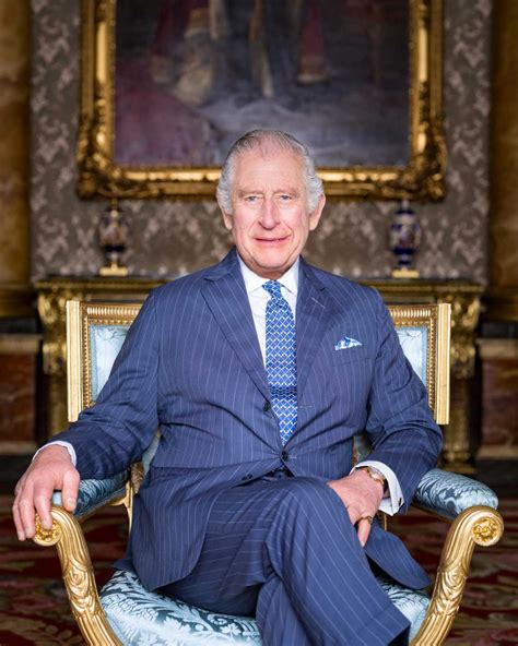 Nouveaux portraits de Charles et Camilla Noblesse Royautés