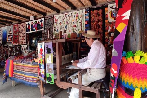 Telef Rico Mitad Del Mundo Quito City Tour And Travel