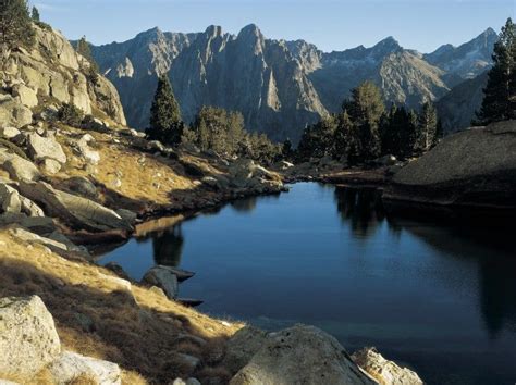 Visitar El Parque Nacional De Aig Estortes Y Estany De Sant Maurici