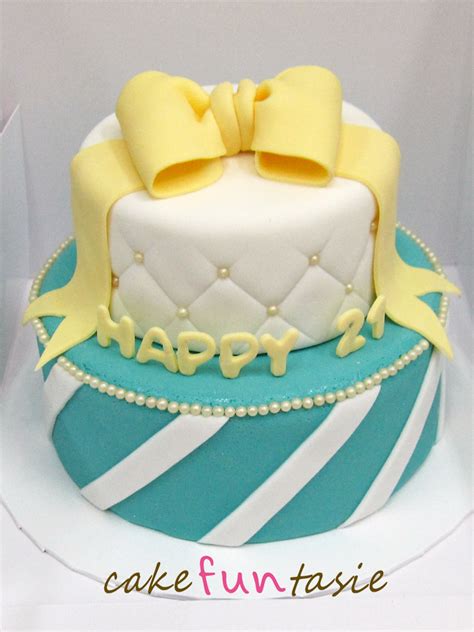 Cake Funtasie: Vintage Blue and Gold Cake