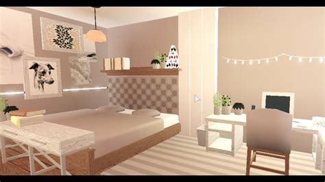 Preppy Bloxburg Room