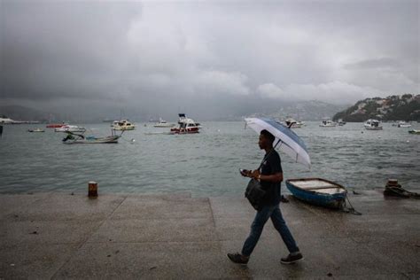 Suspenden Clases En Ocho Municipios Por El Huracán Lidia