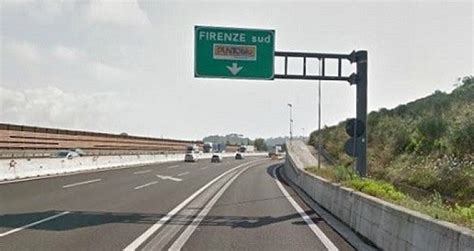 Autostrada A Stazione Di Scandicci Chiusa Una Notte In Uscita