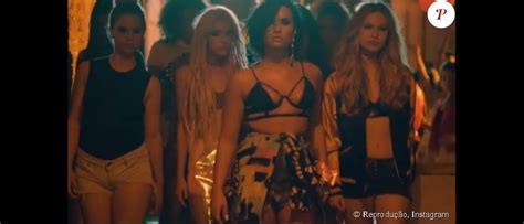 Demi Lovato Aparece Sensual Em Pr Via Do Videoclipe Cool For The