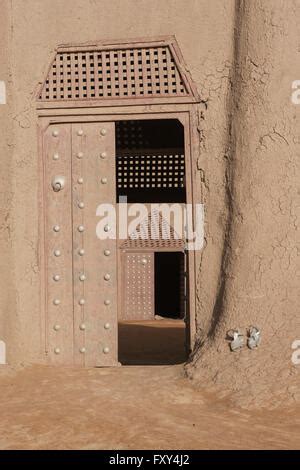 A Door Of The Great Mosque Of Djenn Mali Africa The Biggest Adobe