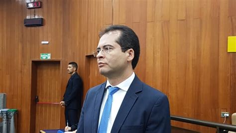 Único Pré Candidato Alinhado Com Os Nossos Valores é Vitor Hugo Diz