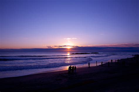 初日の出と海と地平線と朝焼けと空 By Hillage （id：2289528） 写真共有サイトphotohito