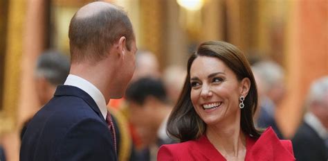 Kate Middleton S Friends Were Baffled She Was Seen Without Her Ring