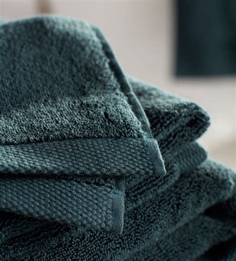 Darkest Spruce Luxury Cotton Towel | Secret Linen Store