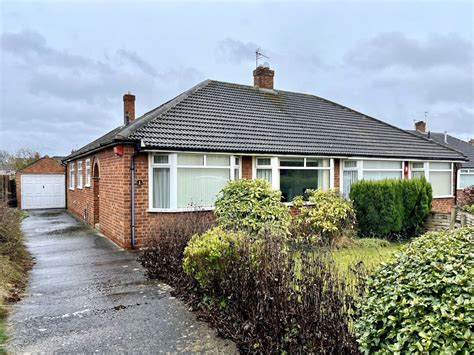 3 Bed Semi Detached Bungalow For Sale In Aldwark Close Brookfield