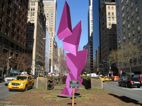 Optical Illusions: Sculptures by Raphael Barrios are Brightening Park ...