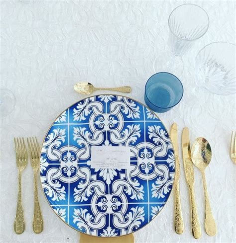 Capri White And Blue Charger Plate Grupo Lomas Digital Midia Center