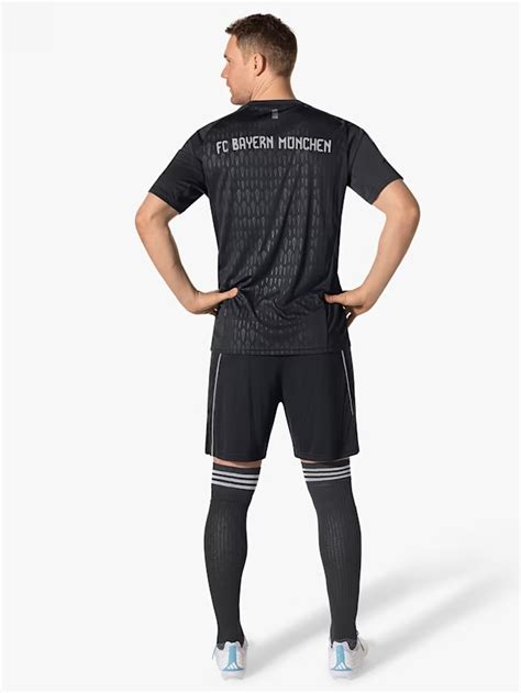 Fc Bayern Brasileiro X On Twitter Manuel Neuer O Novo Kit De