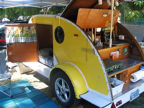 Build a Teardrop Camper (Free DIY Plans)