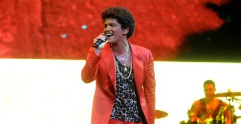 Bruno Mars Vai Se Apresentar No Intervalo Do Super Bowl