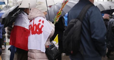 T Umy Na Marszu Papieskim W Krakowie Policja Poda A Liczb Uczestnik W