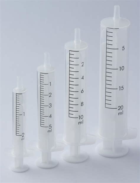 What is an Oral Syringe? (with pictures)