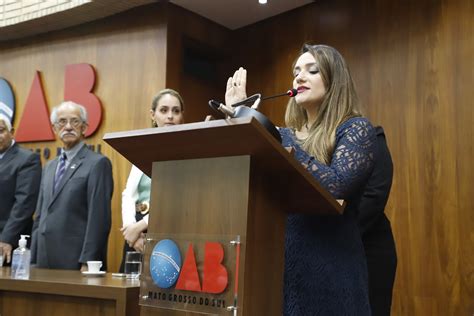 Em Entrega De Carteira Presidente Bitto Pereira Destaca Papel Da