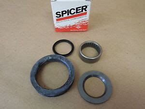 SPINDLE BEARING AND SEAL KIT DANA 30 OR 44 IHC CHEVY FORD DODGE OEM