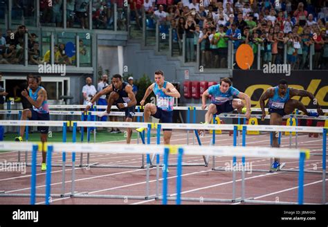 Men's 110m Hurdles Stock Photo - Alamy