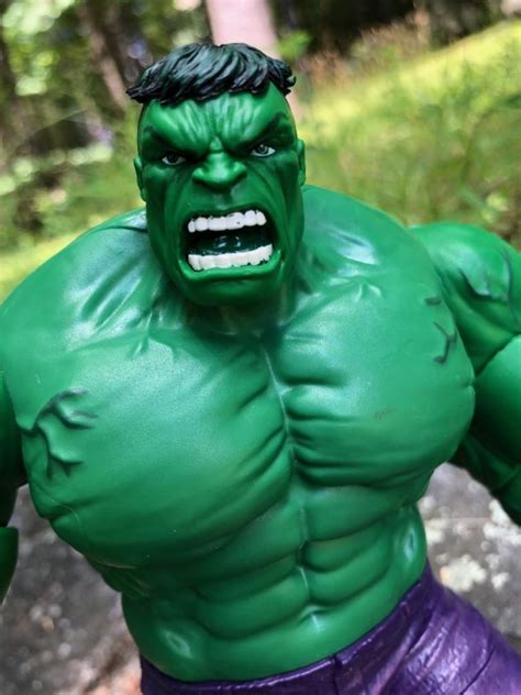 Review Sdcc Marvel Legends Exclusive Hulk Vintage Figure