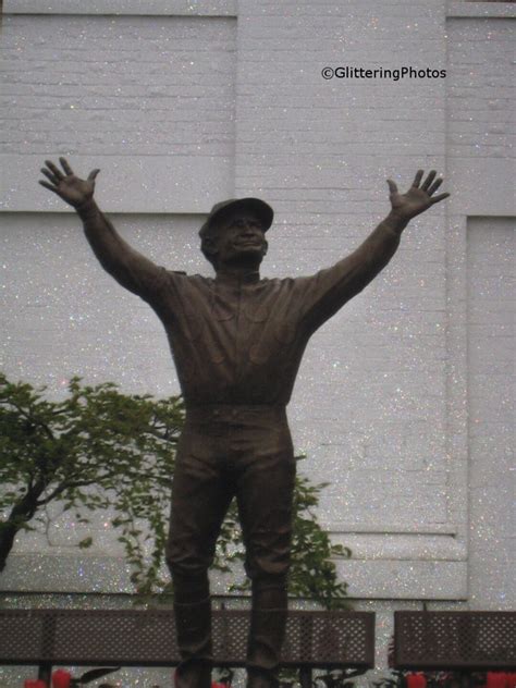 Jockey Statue Photo, Pat Day Statue Photo, Churchill Downs Racetrack ...