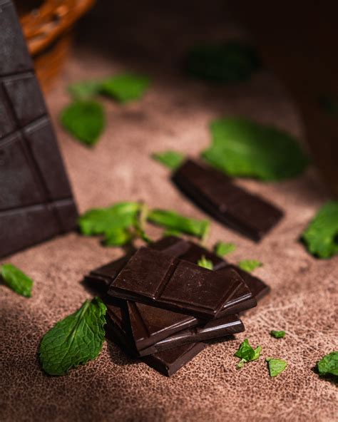 Mint Dark Chocolate 64%