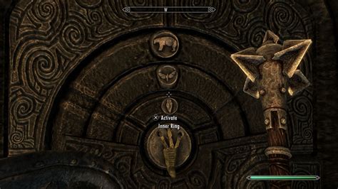 Skyrim Golden Claw quest - door puzzle solution and walkthrough for the ...