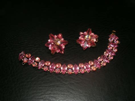 Regency Jewels Vintage Cranberry Glass Rhinestone Sig Gem