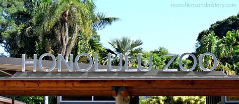 honolulu-zoo-entrance - Three Little Ferns - Family Lifestyle Blog