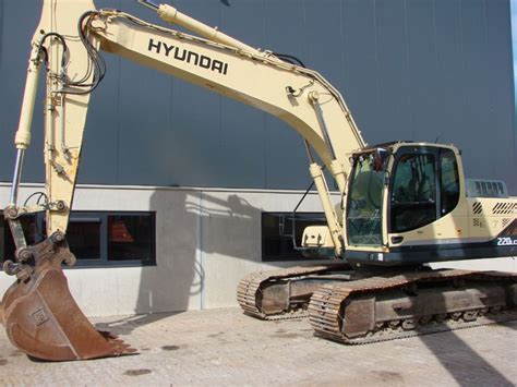 Hyundai R220LC 9A Tracked Excavator