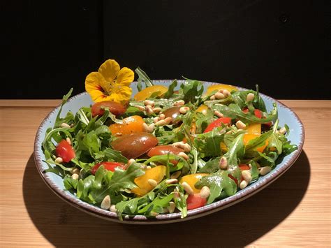 Rucola Salat Mit Pinienkernen Von Christina1980 Chefkoch