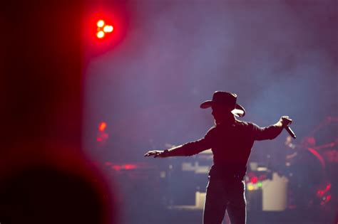 Review TIM MCGRAW STANDING ROOM ONLY TOUR 2024 At Xcel Energy Center