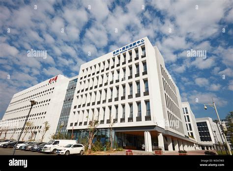 Shenzhen Modern Architecture Hi Res Stock Photography And Images Alamy