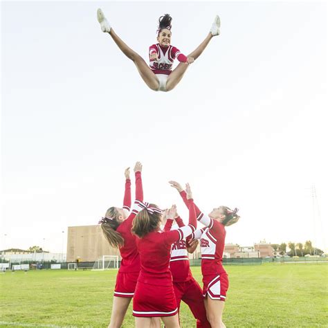 Fotos De Saltos De Torcida Cheerleading Stunts