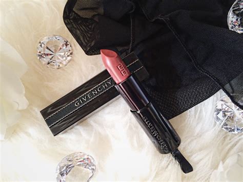 Review Givenchy Rouge Interdit Satin Lipstick In 05 Nude In The Dark Stylishly Glam
