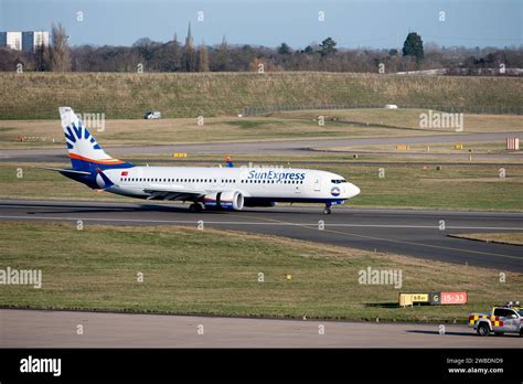 Sun Express Boeing Max Landing At Birmingham Airport Uk Tc Sma